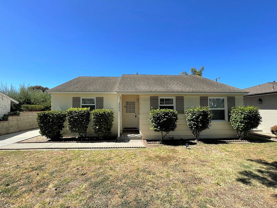1st image of 2742 Beacon Ave