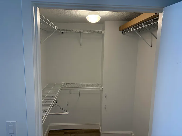 1551 N Flagler Dr #905 — Photo 13