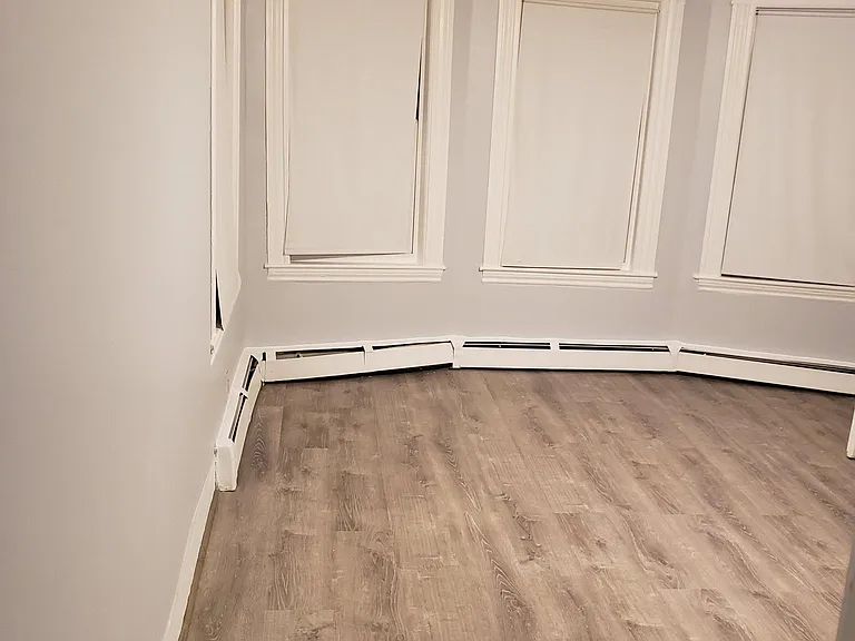 25 Robinson Ct #1 — Photo 5