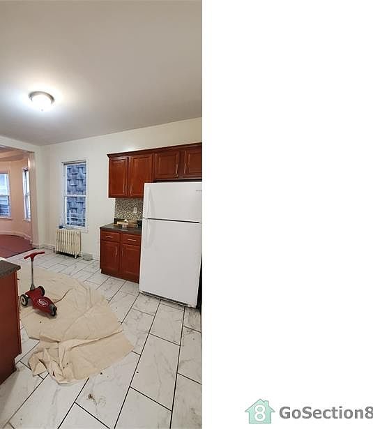 1st image of 74 Chestnut St APT 1