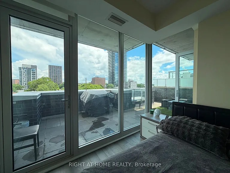 111 Champagne Ave S #309 — Photo 13