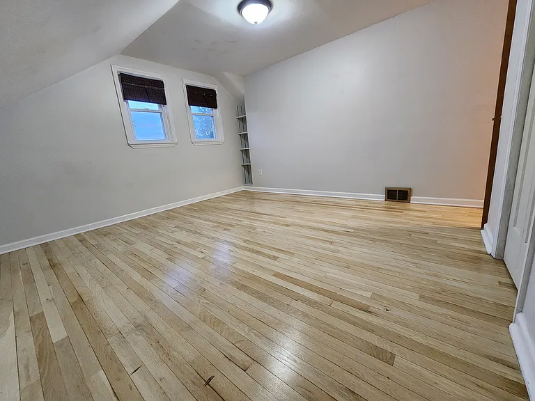 1 Circle Dr — Photo 12