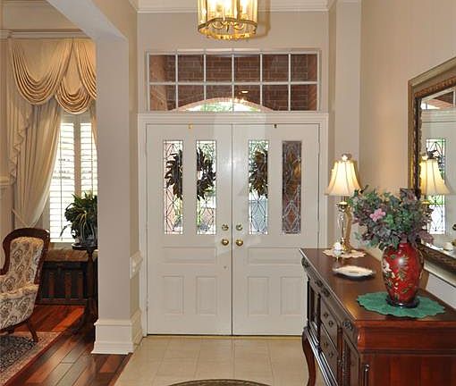 3rd image of 3419 Kingsway Ct