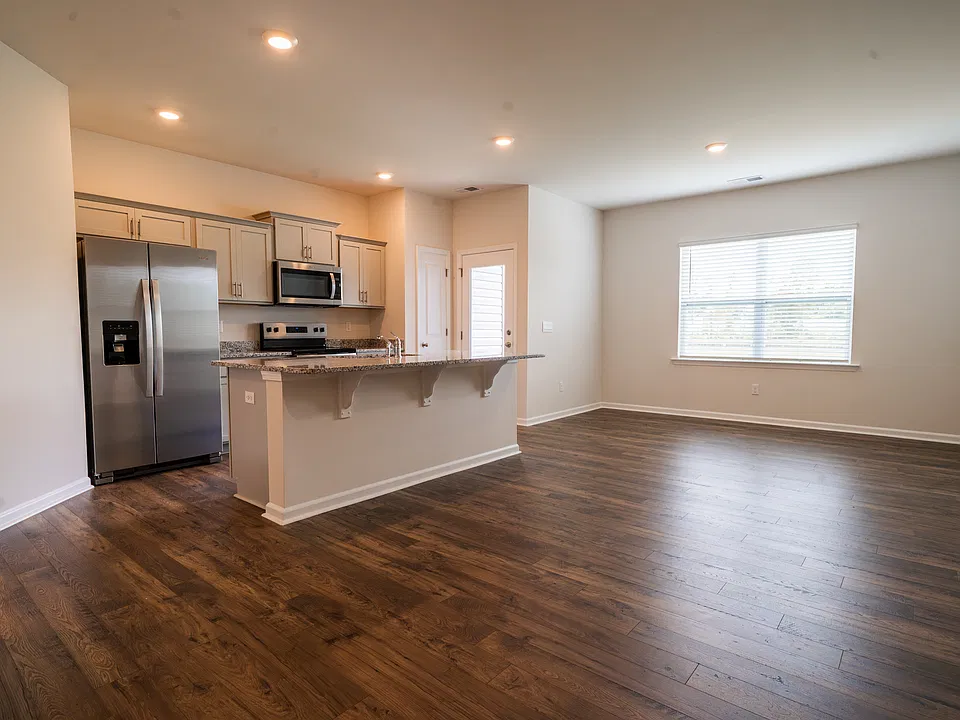 753 Embark Cir