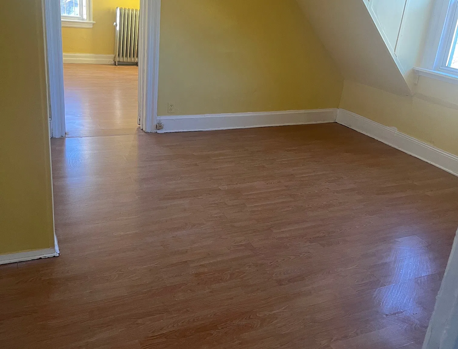 2 bed, 950 sqft, $2,200 — Photo 3