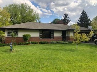 1885 Will James Rd, Rockford, IL 61109