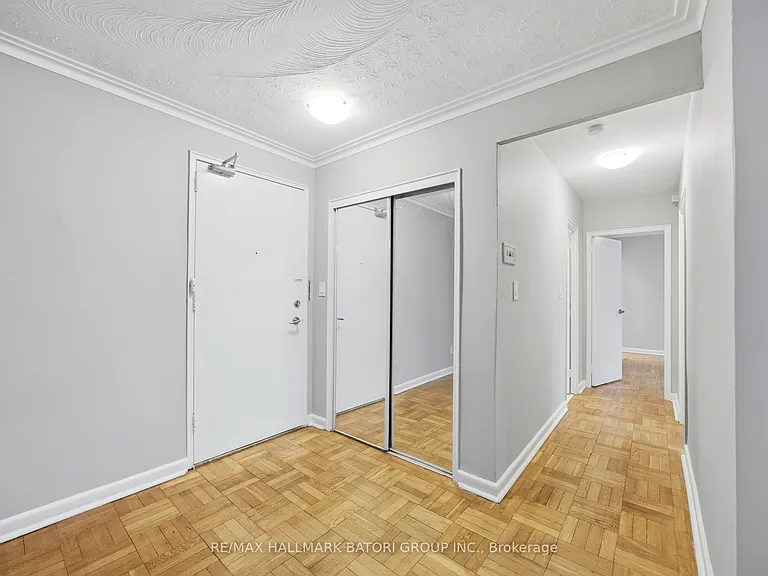 221 Russell Hill Rd #303 — Photo 3
