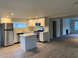 7101 Oak Ridge Rd, Falls Church, VA 22042