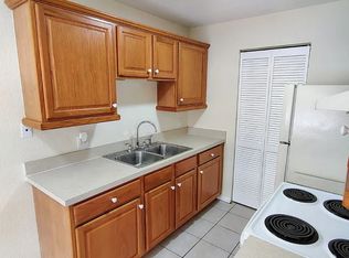 23385 Farnam St #5, Punta Gorda, FL 33980