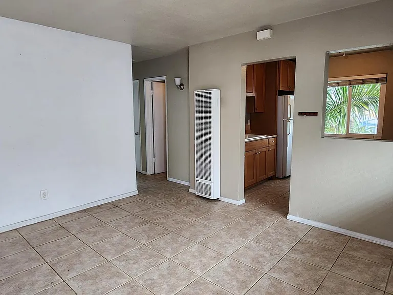 3714 Monroe Ave — Photo 4