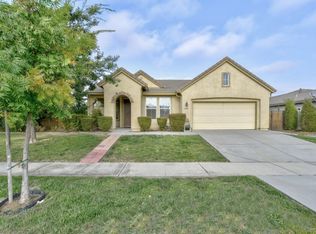 2096 Knights Ferry Dr, Plumas Lake, CA