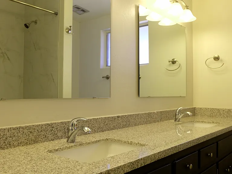 3757 E Lee St — Photo 11