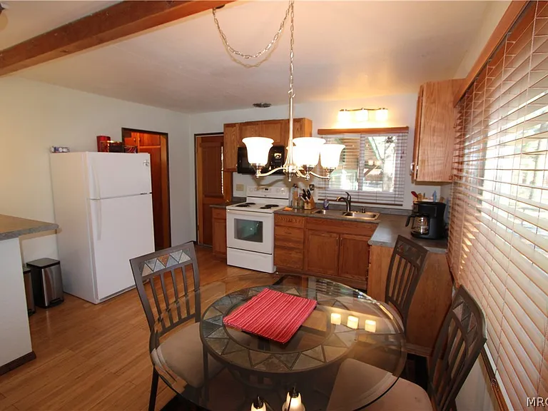 331 W North Shore Dr — Photo 10