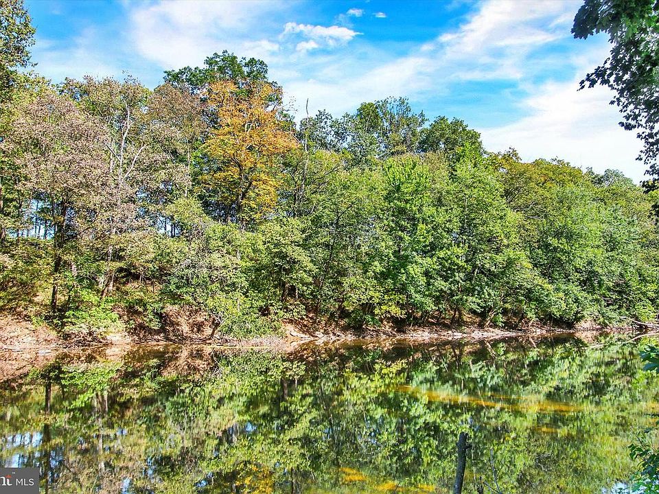 16th image of this home