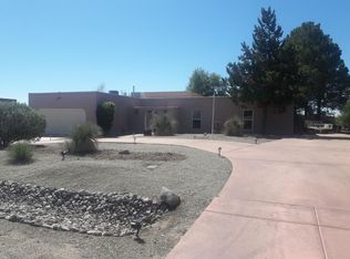 4116 E Winchester Rd, Las Cruces, NM 88011