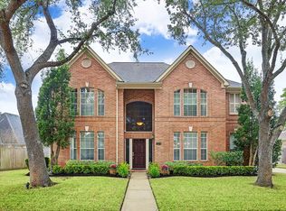 2414 Cannons Point Dr, Sugar Land, TX 77478
