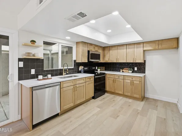 2416 W CARIBBEAN Lane #2, Phoenix, AZ 85023