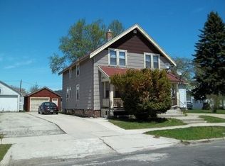 1908 Madison St, Manitowoc, WI 54220
