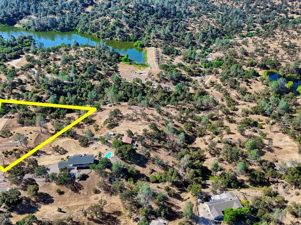 1758 Long Hollow Ln, Coarsegold, CA 93614
