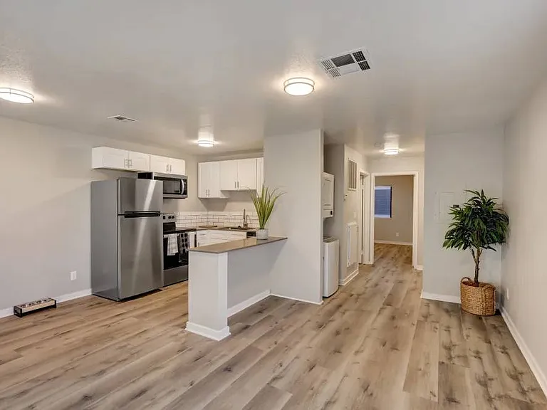 Dash Apartments — Photo 11