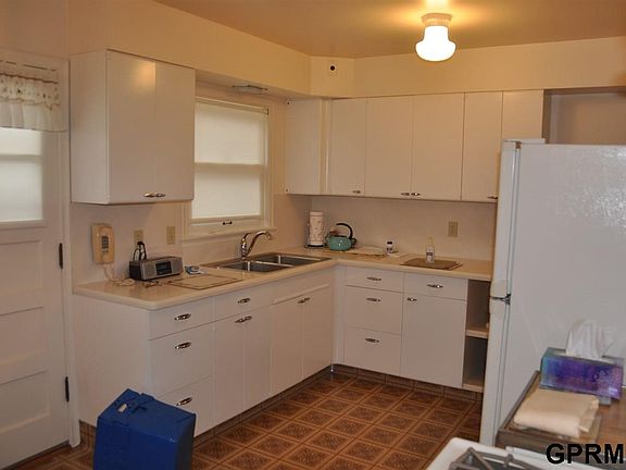 5th image of 5617 Erskine St