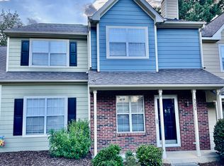 9204 Four Mile Creek Rd, Charlotte, NC 28277