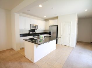 914 N Woodbine Way, Azusa, CA 91702