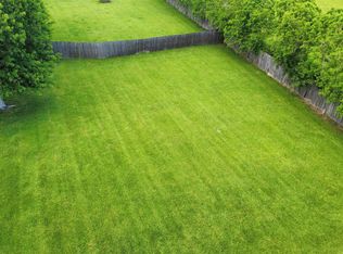18096 Ira Babin Dr, Prairieville, LA 70769