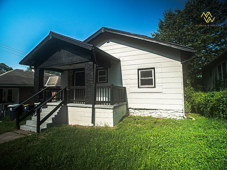 4444 Agnes Ave — Photo 2