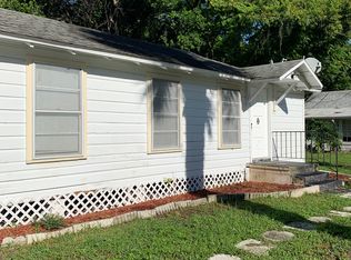 126 S Montgomery Ave, Deland, FL 32720