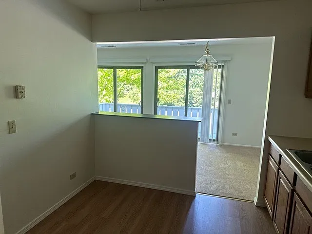 380 Heather Ct #2B — Photo 9