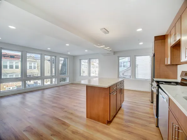 290 Leslie St, Newark, NJ