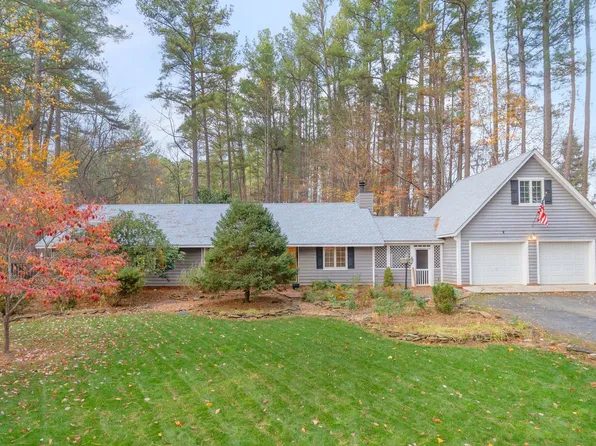 4220 Paddock Cir, Earlysville, VA 22936