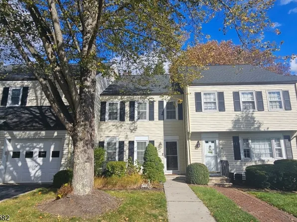 54 Pembroke Dr, Mendham Boro, NJ 07945