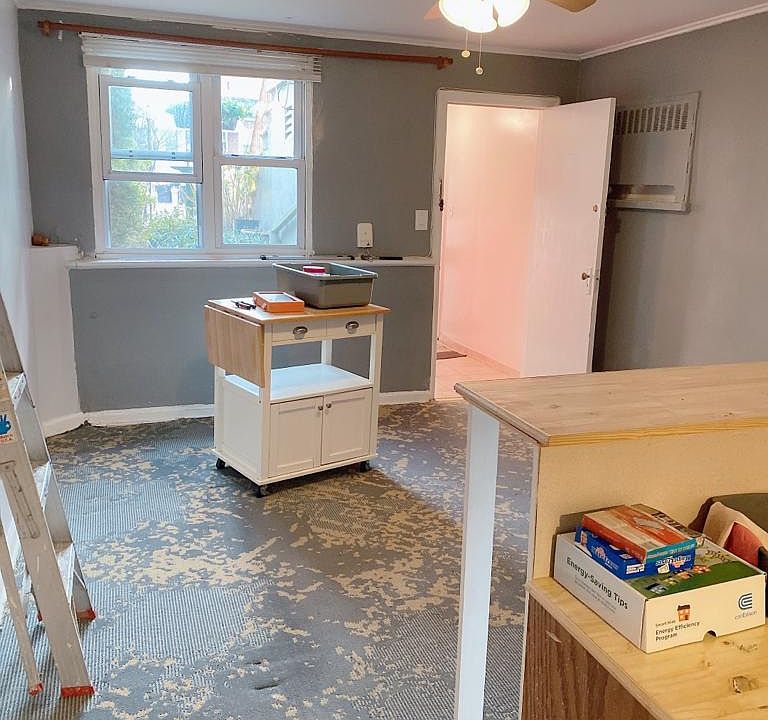 2nd image of 1307 Waring Ave