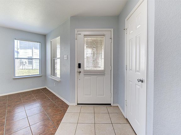 5th image of 22919 Twisting Maple Ct