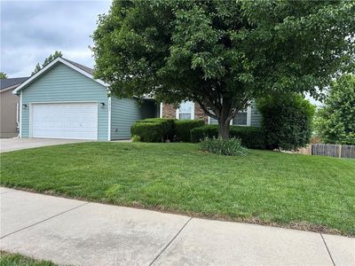 1417 Arrowwood Dr, Eudora, KS, 66025
