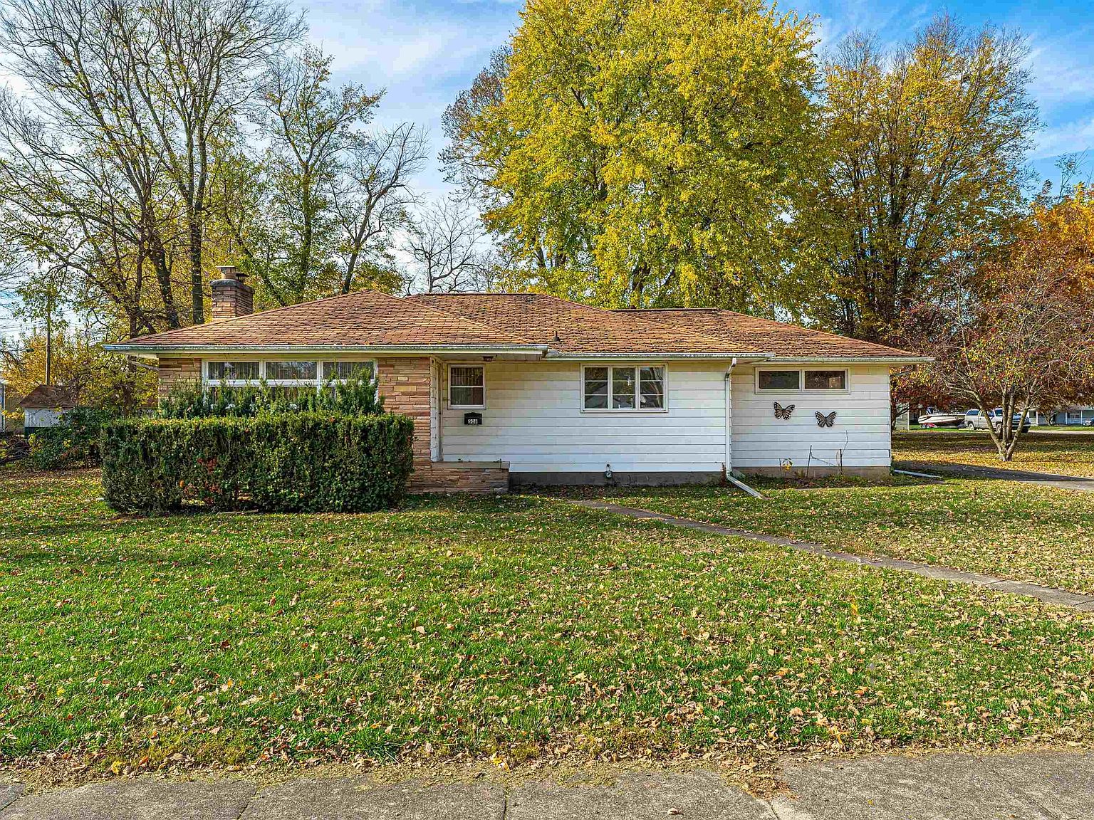 508 S Main St, Mason City, IL 62664 Zillow
