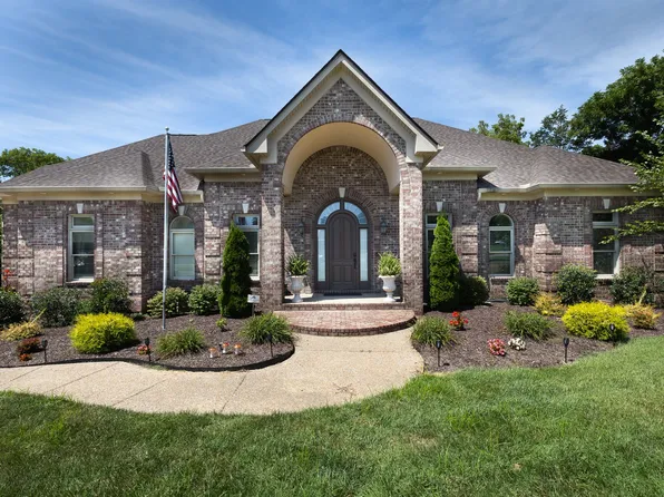 118 Beth Ct, Gallatin, TN 37066