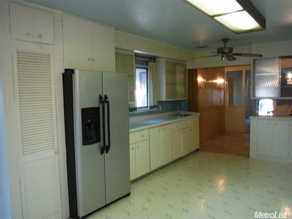 5th image of 1311 Coolidge Ave