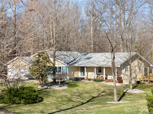1255 Ridgewood Dr, Loveland, OH 45140
