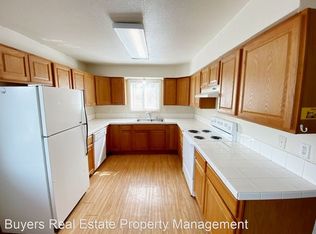 3202 Peterkin Ave #1, Anchorage, AK 99508