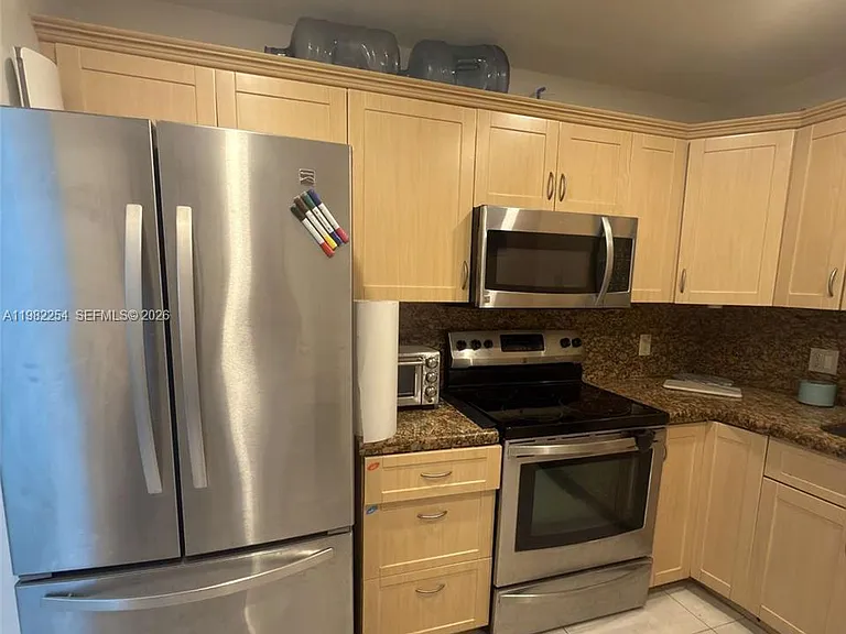 2851 NE 183rd St #212E — Photo 10