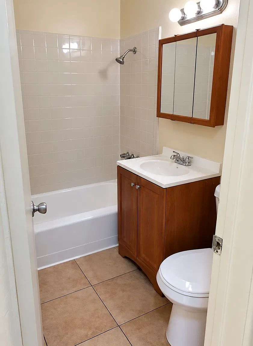2 bed, 840 sqft, $2,300 — Photo 4