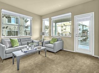 503 225th Ln NE APT F-206, Sammamish, WA 98074