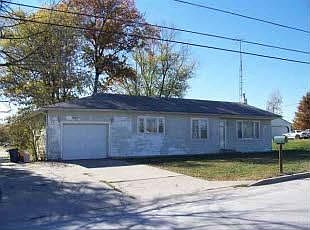 2nd image of 806 Old St Marys Rd