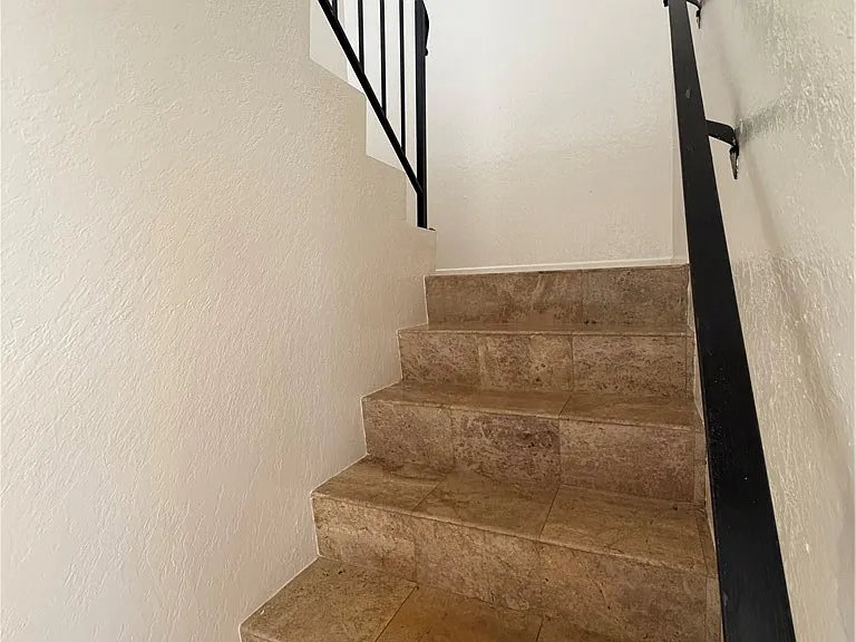 33884 Street Of The Violet Lantern — Photo 9