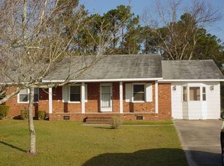 2000 Champion Dr, Morehead City, NC 28557