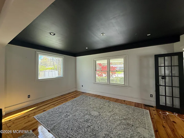605 Farrelly Ave — Photo 23