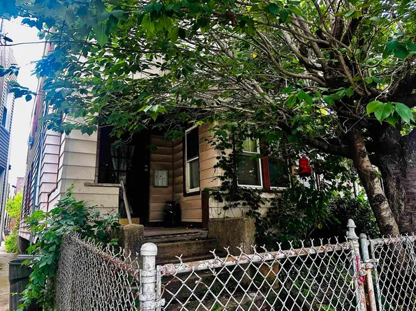 34 Cliff St, Jersey City, NJ 07306